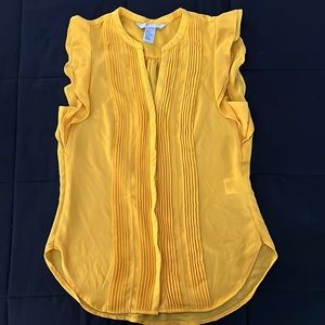H&M yellow blouse